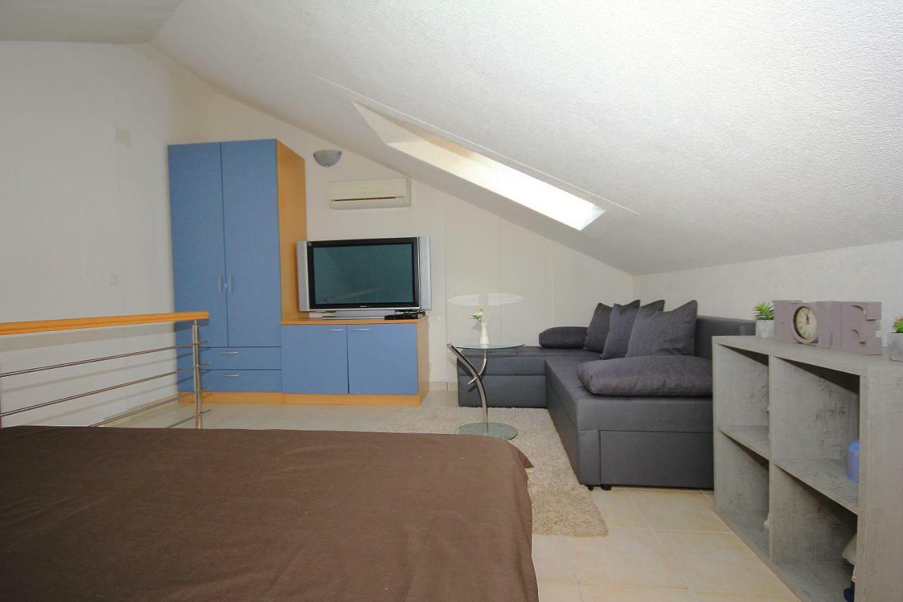 Apartment Ivana Makarska Buitenkant foto